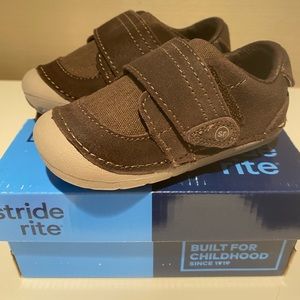 Stride Rite “Kellen” Toddler Sneaker - 5.5
